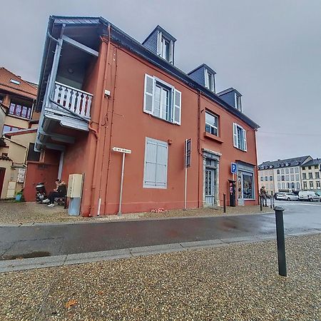 Apartamento Le Pic*Wifi*Netflix*Menage Inclus Bagnères-de-Bigorre Exterior foto
